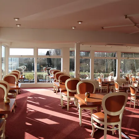 Milling Sopark Hotel