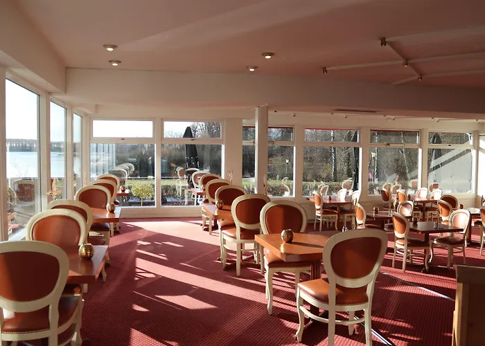 Milling Sopark فندق